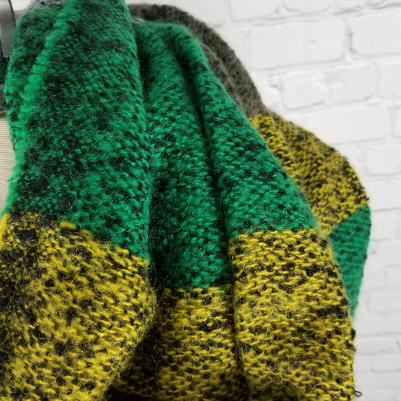 TRUE NORTH | striped acrylic knit fringe scarf - Picture 2 of 4